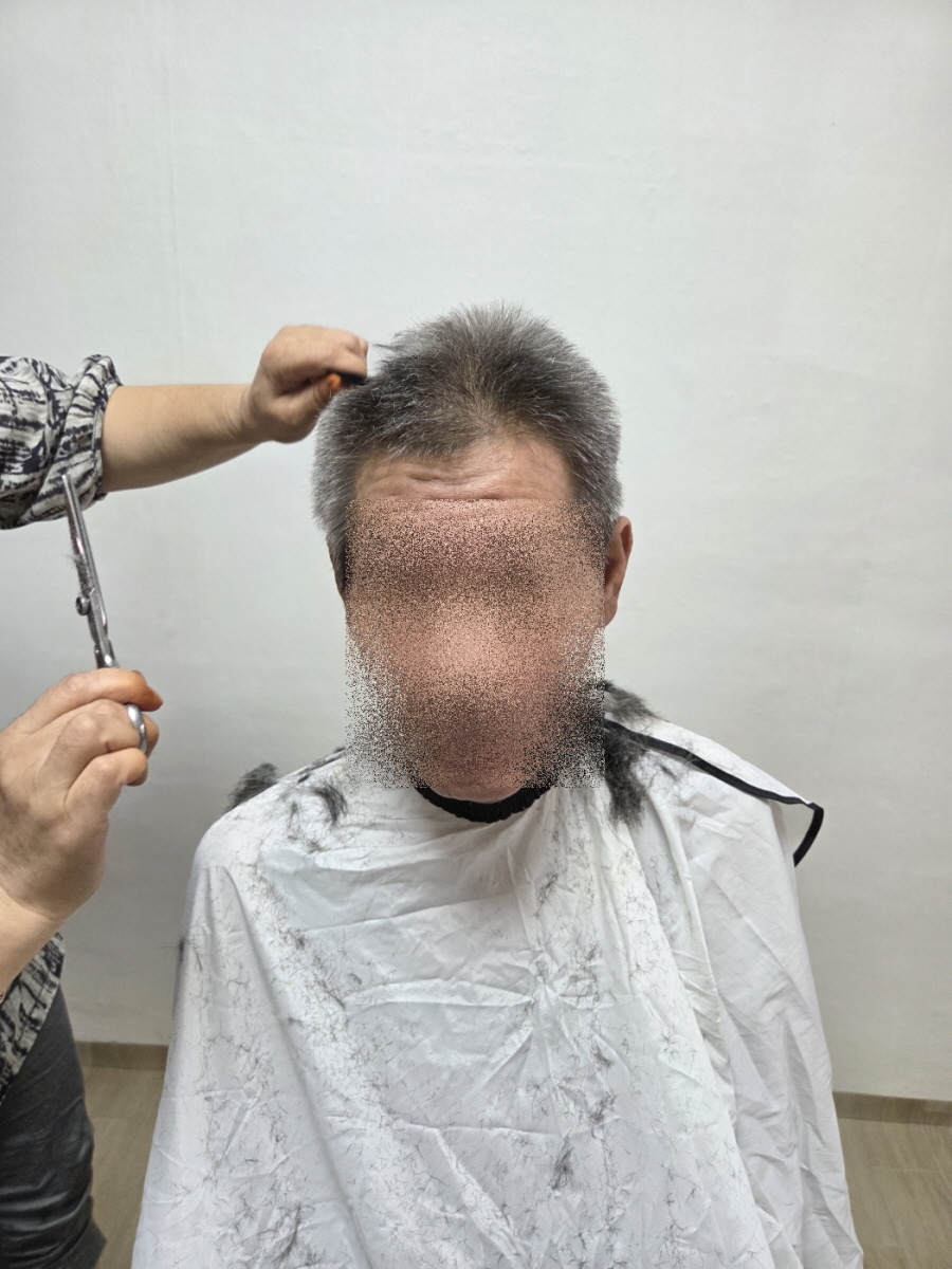 1949055918_DSk70TFy_8607d693631527394d00db71a4d7954d89d2258d.jpg 이미지크게보기